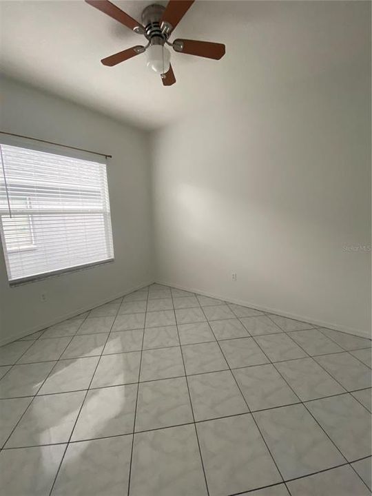 For Rent: $2,100 (3 beds, 2 baths, 1343 Square Feet)