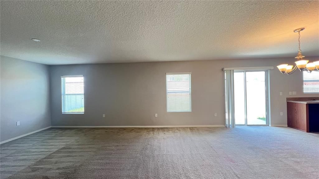 For Rent: $2,500 (3 beds, 2 baths, 1899 Square Feet)
