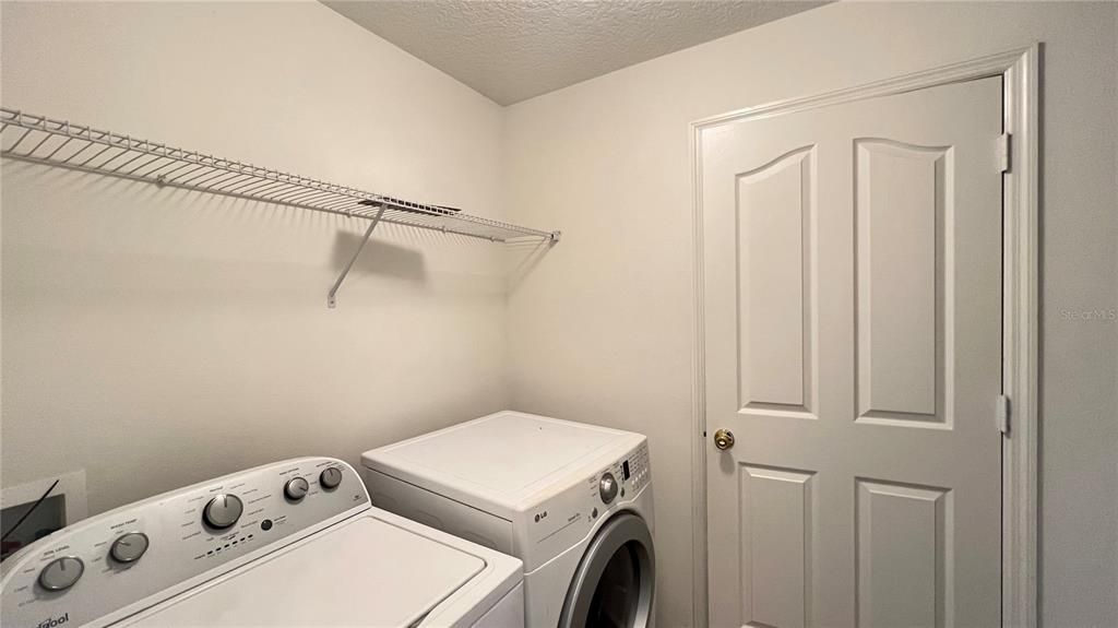For Rent: $2,500 (3 beds, 2 baths, 1899 Square Feet)