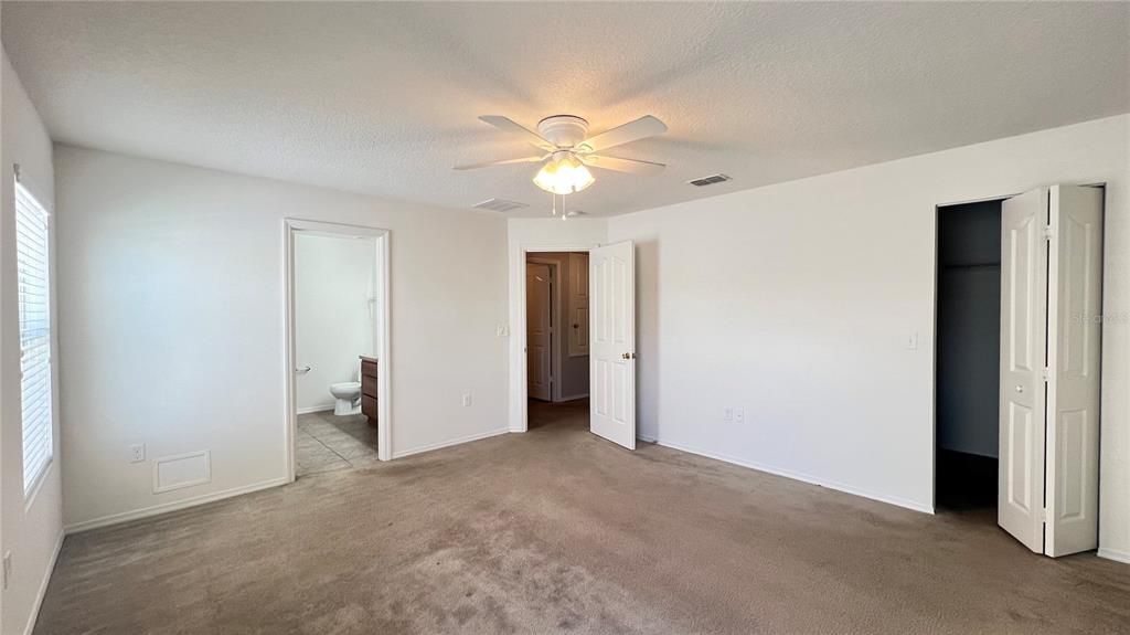For Rent: $2,500 (3 beds, 2 baths, 1899 Square Feet)