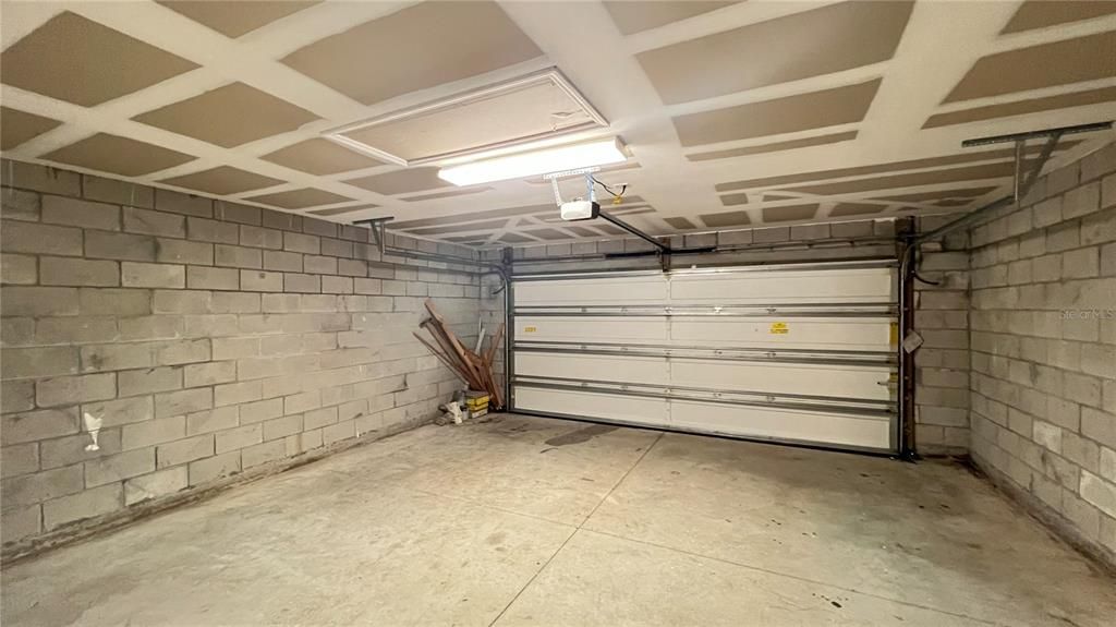 For Rent: $2,500 (3 beds, 2 baths, 1899 Square Feet)