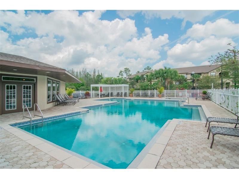 For Rent: $1,900 (2 beds, 2 baths, 1270 Square Feet)