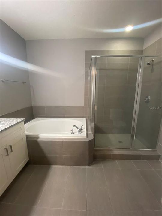 For Rent: $1,900 (2 beds, 2 baths, 1270 Square Feet)