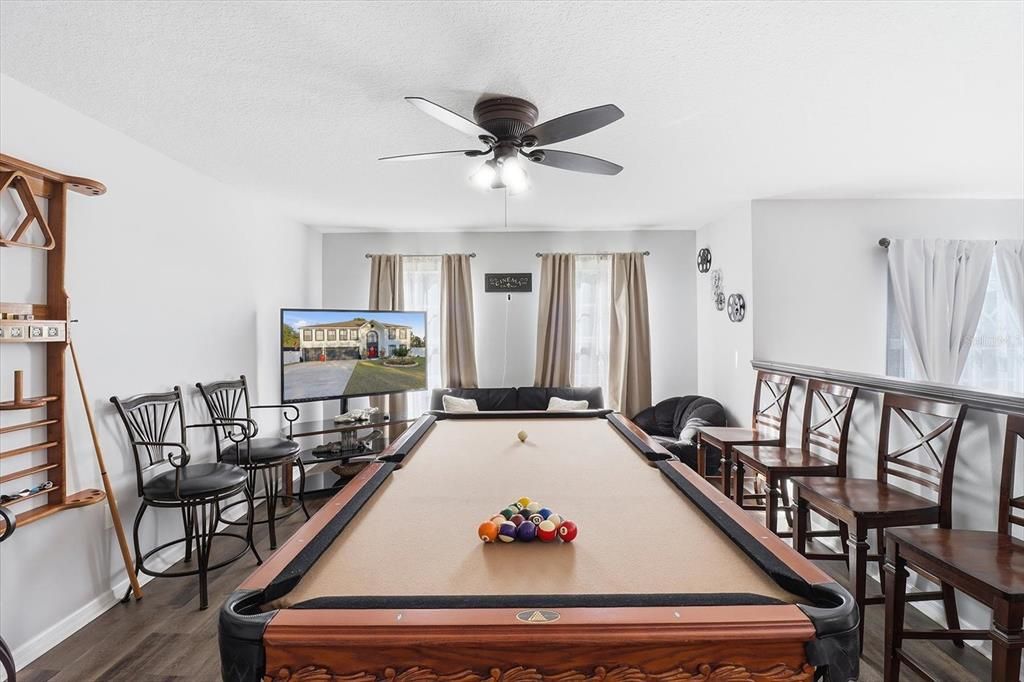 En Venta: $549,000 (6 camas, 4 baños, 4040 Pies cuadrados)
