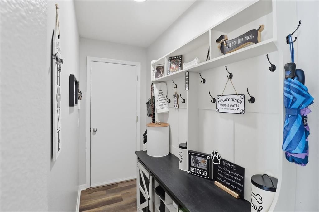 En Venta: $549,000 (6 camas, 4 baños, 4040 Pies cuadrados)