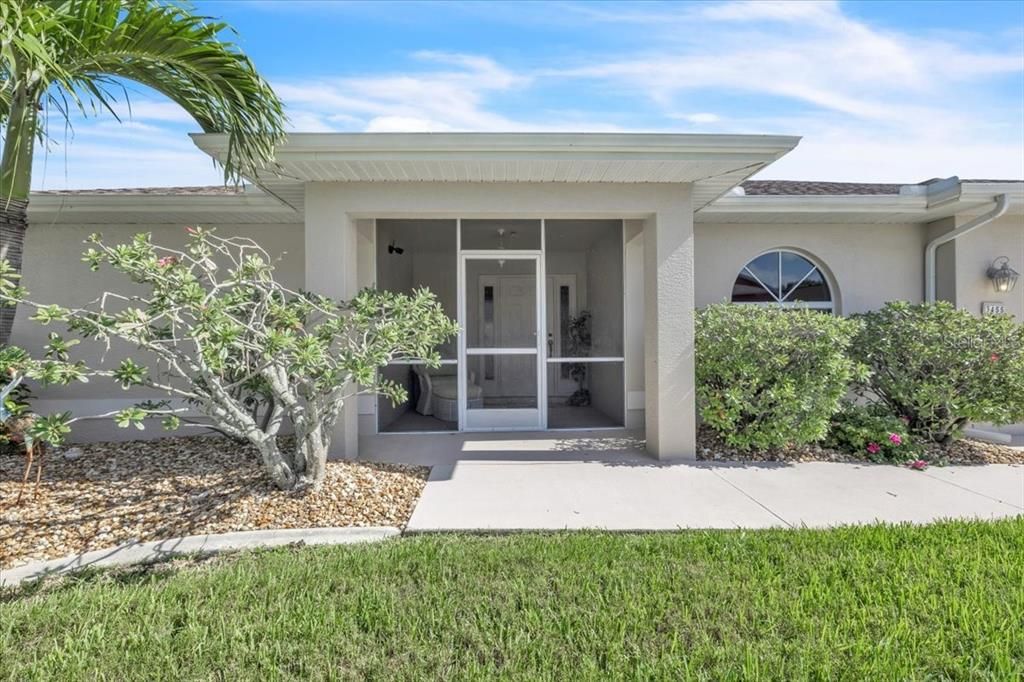 For Sale: $349,000 (3 beds, 2 baths, 1881 Square Feet)