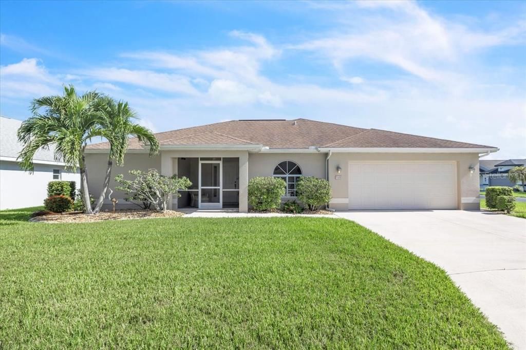 For Sale: $349,000 (3 beds, 2 baths, 1881 Square Feet)