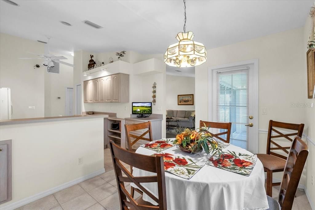 For Sale: $349,000 (3 beds, 2 baths, 1881 Square Feet)