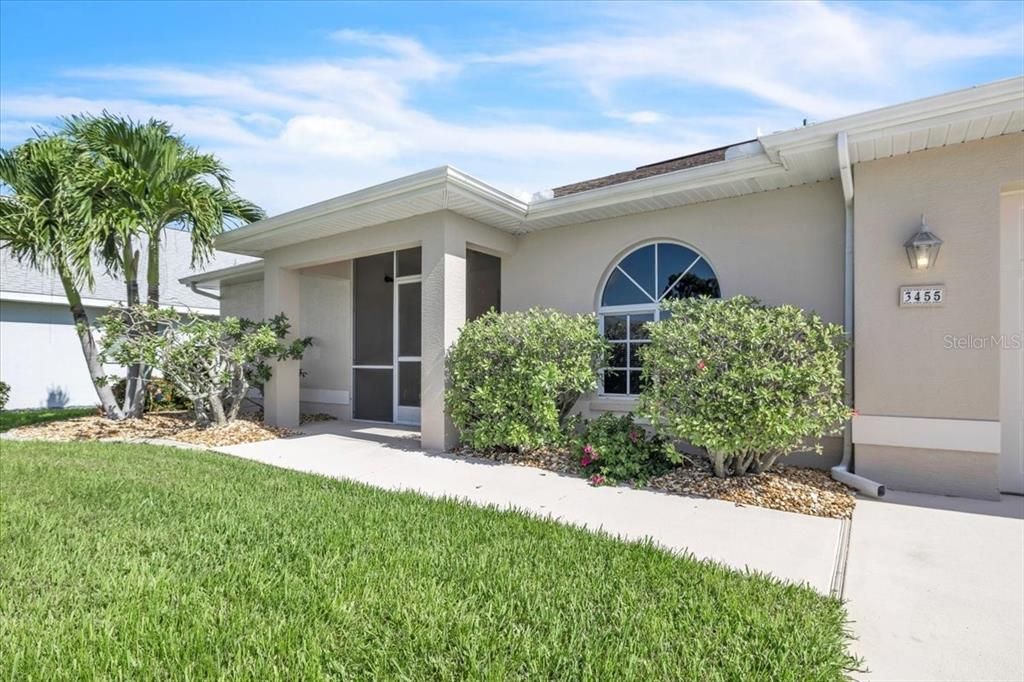 For Sale: $349,000 (3 beds, 2 baths, 1881 Square Feet)