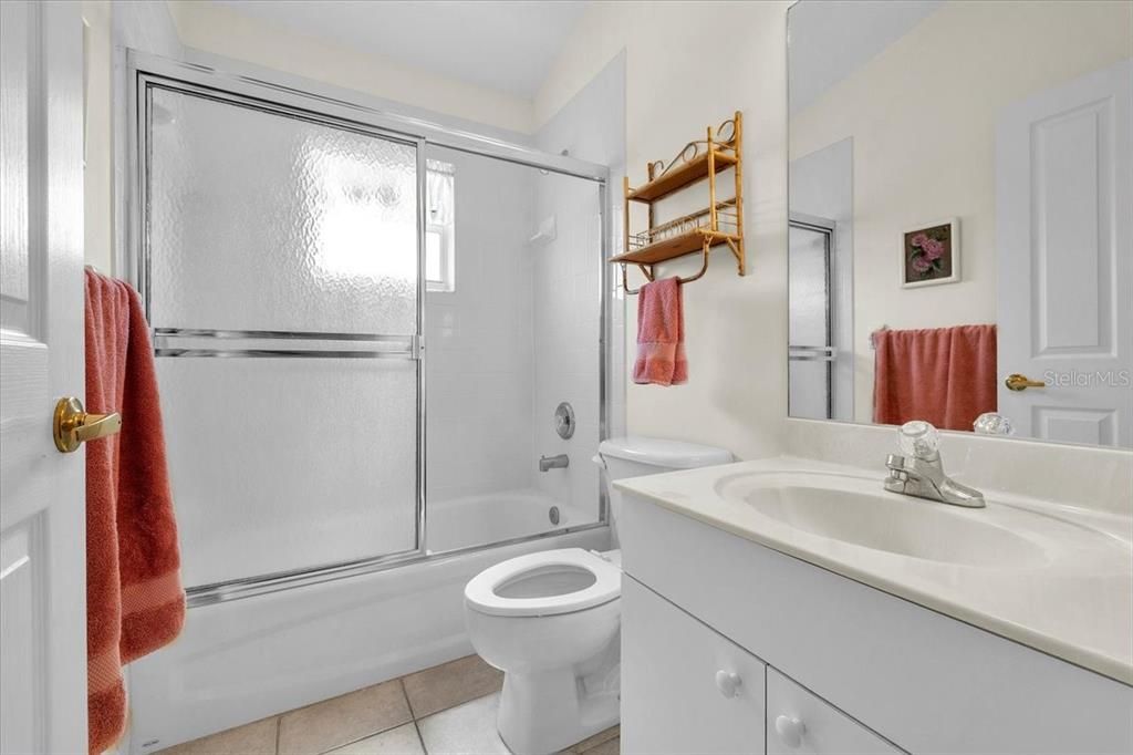 For Sale: $349,000 (3 beds, 2 baths, 1881 Square Feet)