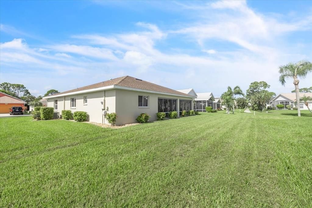 For Sale: $349,000 (3 beds, 2 baths, 1881 Square Feet)