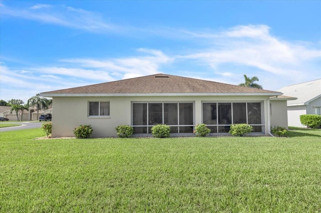 For Sale: $349,000 (3 beds, 2 baths, 1881 Square Feet)