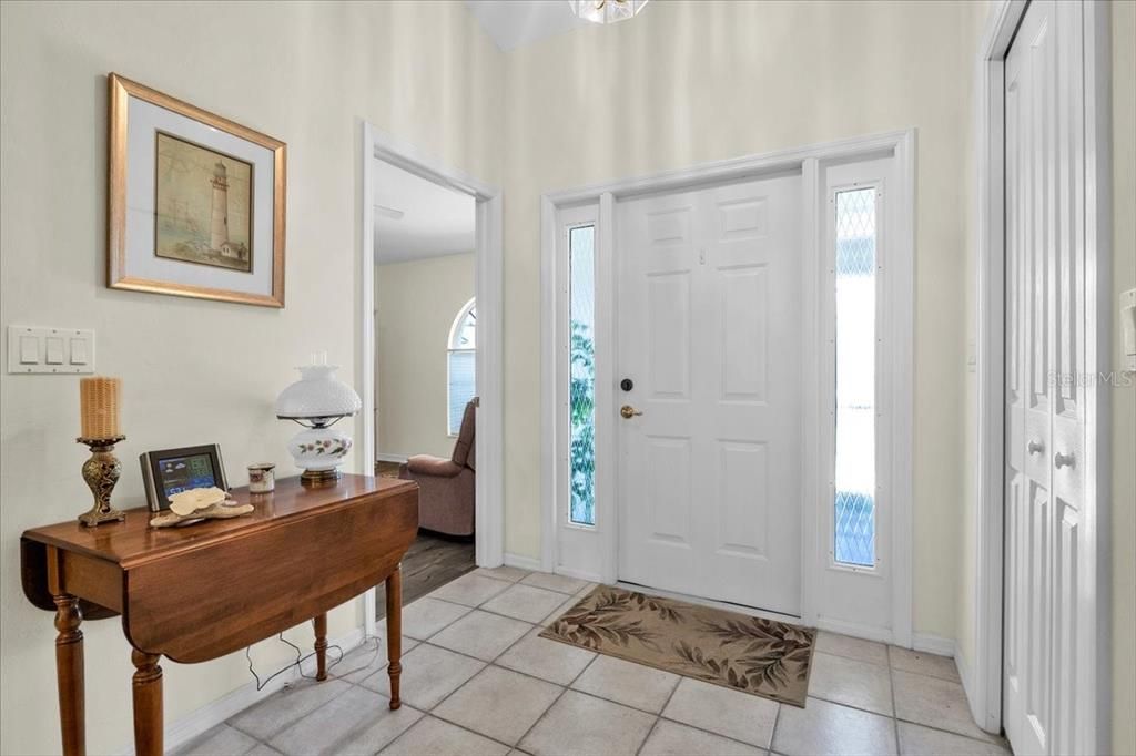 For Sale: $349,000 (3 beds, 2 baths, 1881 Square Feet)