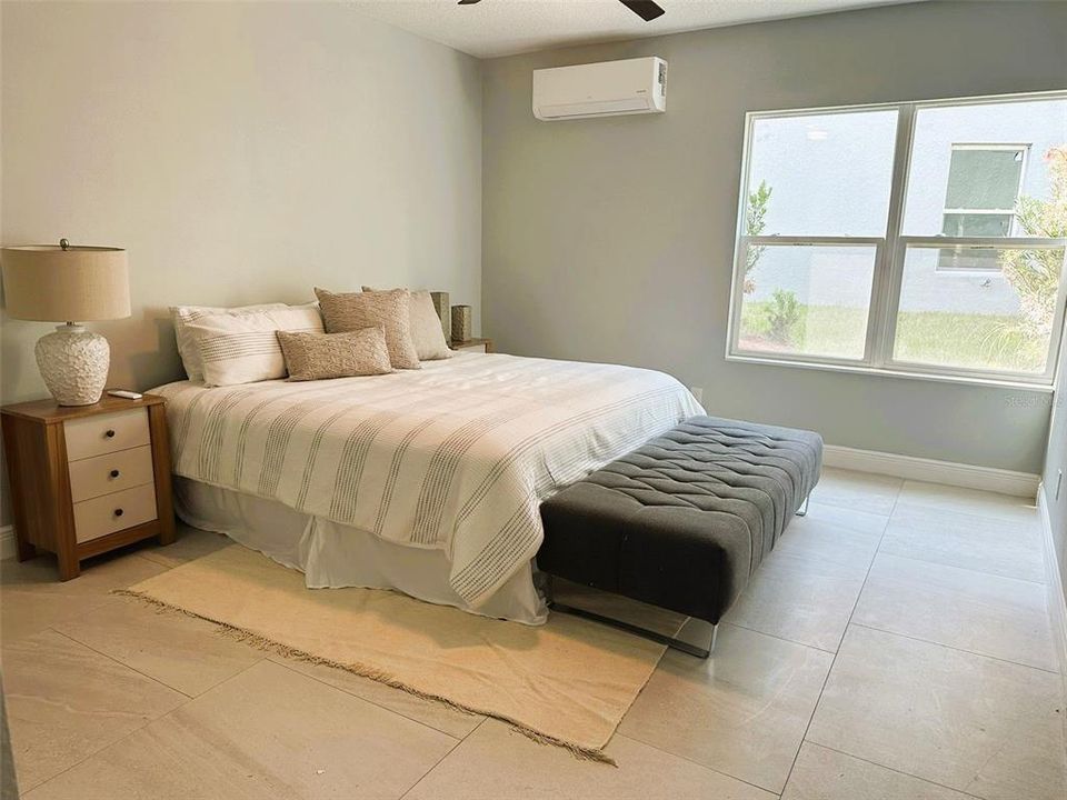 For Rent: $3,200 (4 beds, 4 baths, 2824 Square Feet)