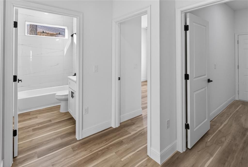 For Rent: $1,950 (4 beds, 2 baths, 1548 Square Feet)