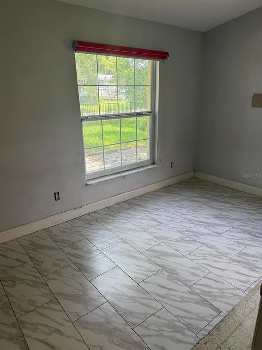 En Venta: $330,000 (5 camas, 4 baños, 1720 Pies cuadrados)