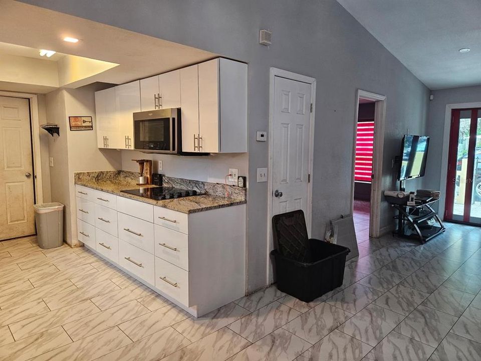 En Venta: $330,000 (5 camas, 4 baños, 1720 Pies cuadrados)