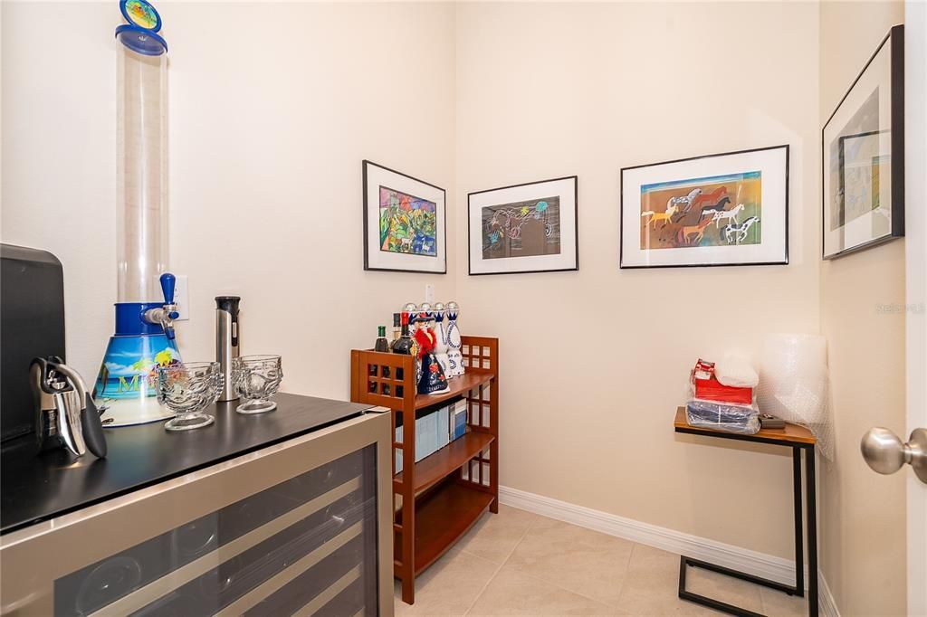 For Sale: $549,000 (3 beds, 2 baths, 2360 Square Feet)