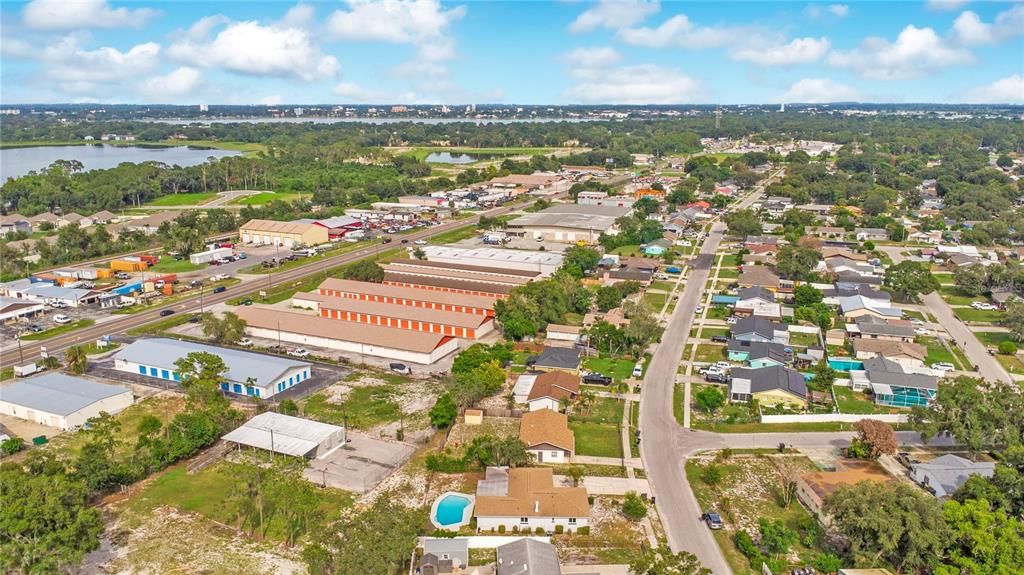 En Venta: $325,000 (3 camas, 2 baños, 1800 Pies cuadrados)