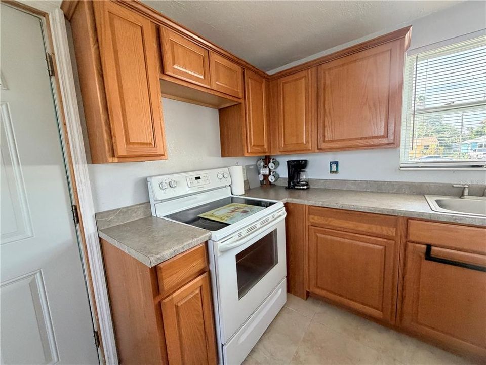 For Rent: $1,500 (1 beds, 1 baths, 474 Square Feet)