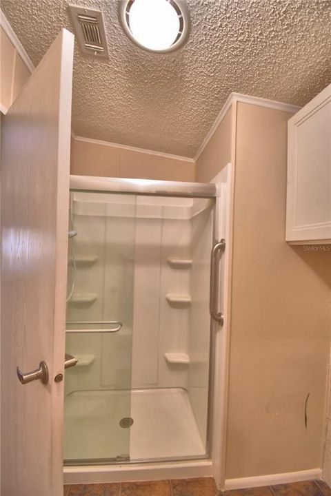 En Venta: $174,900 (2 camas, 2 baños, 1200 Pies cuadrados)