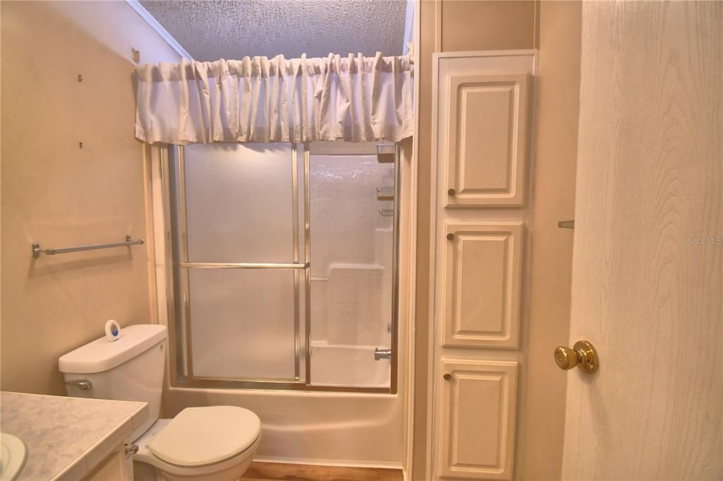 En Venta: $174,900 (2 camas, 2 baños, 1200 Pies cuadrados)
