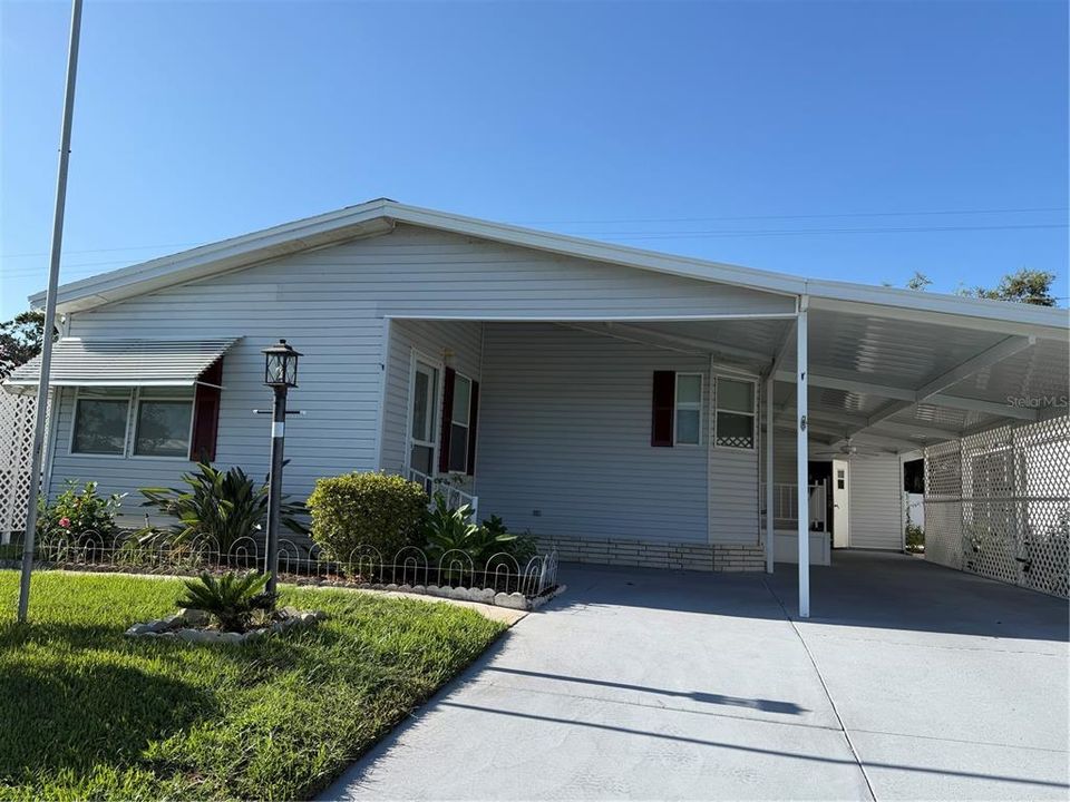 En Venta: $174,900 (2 camas, 2 baños, 1200 Pies cuadrados)