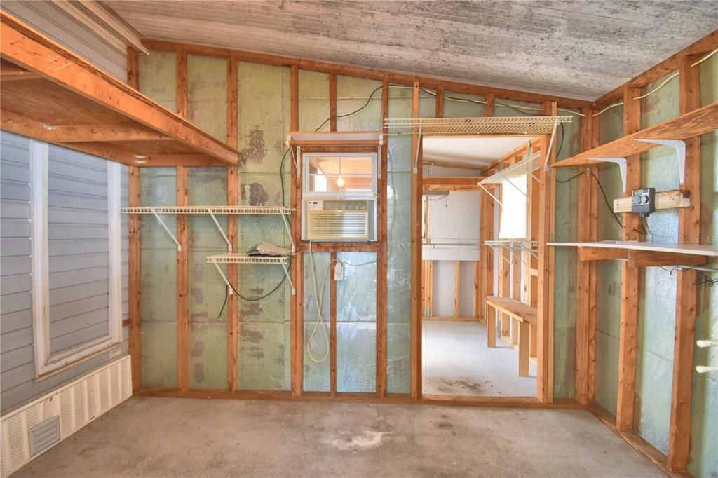 En Venta: $174,900 (2 camas, 2 baños, 1200 Pies cuadrados)