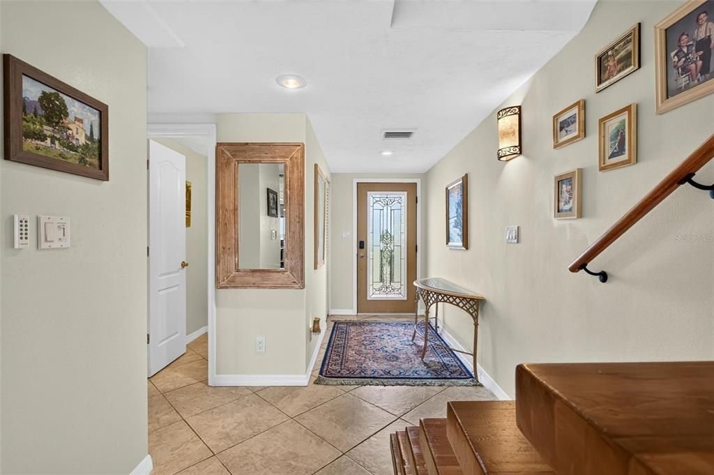For Sale: $699,999 (3 beds, 2 baths, 1978 Square Feet)