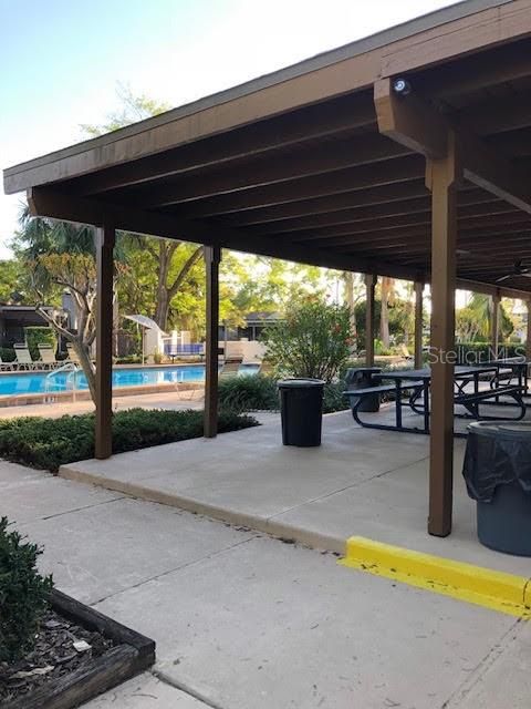 Active With Contract: $305,000 (3 beds, 2 baths, 1467 Square Feet)
