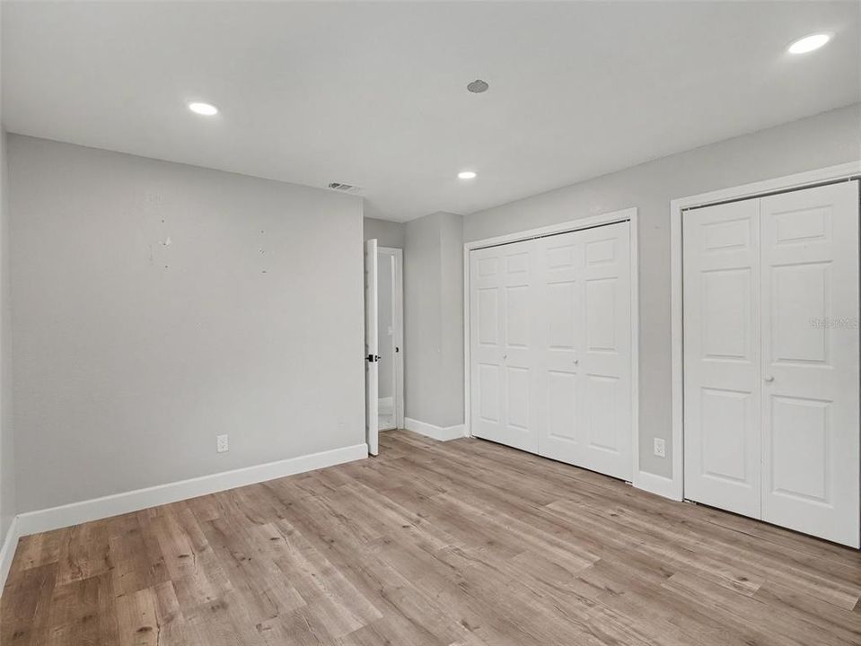 For Sale: $384,950 (3 beds, 2 baths, 1848 Square Feet)