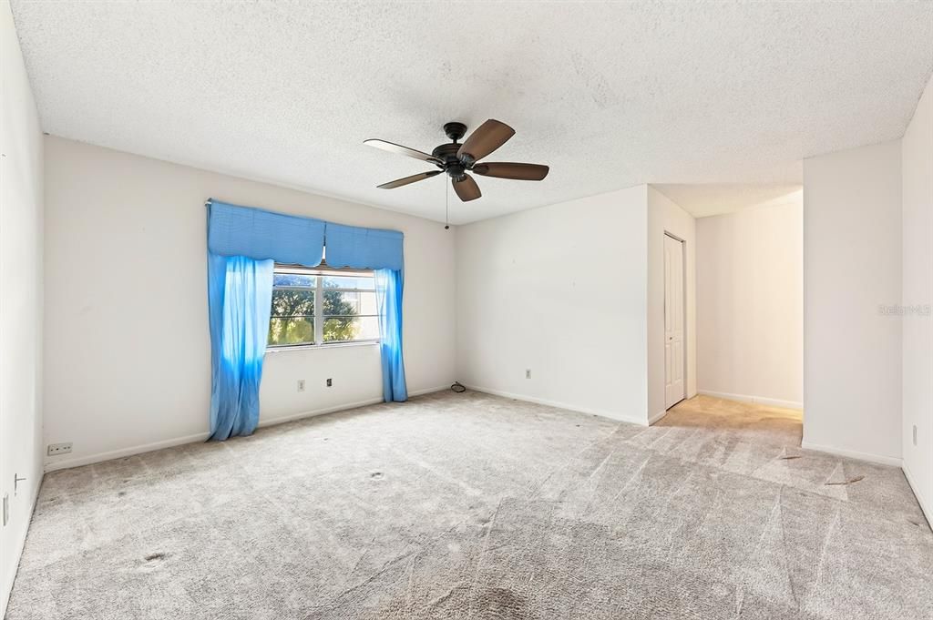 For Sale: $250,000 (3 beds, 2 baths, 1736 Square Feet)
