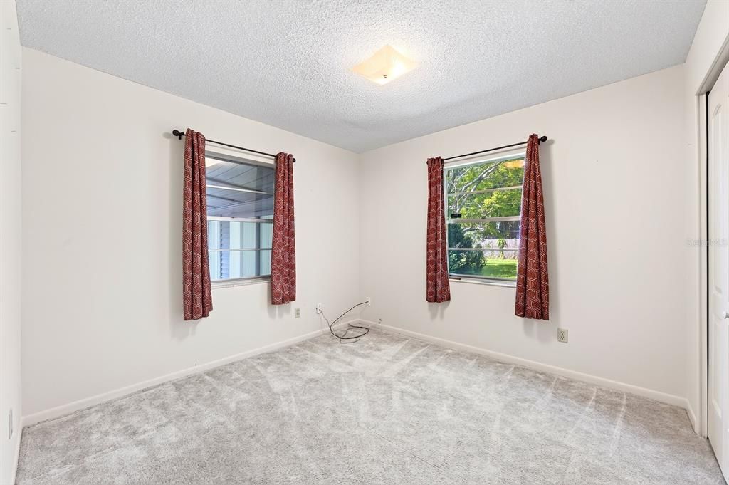 For Sale: $250,000 (3 beds, 2 baths, 1736 Square Feet)