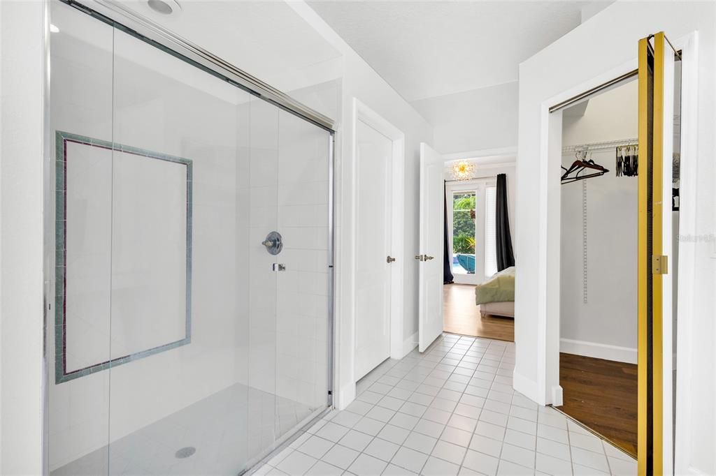 En Renta: $4,900 (6 camas, 4 baños, 3554 Pies cuadrados)