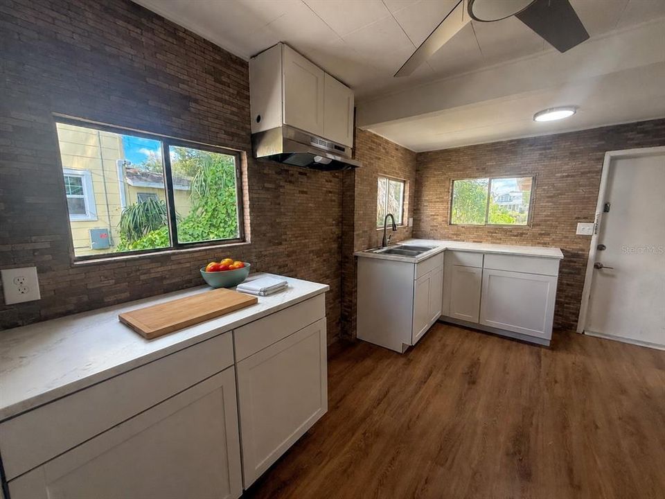 En Venta: $168,000 (2 camas, 1 baños, 713 Pies cuadrados)