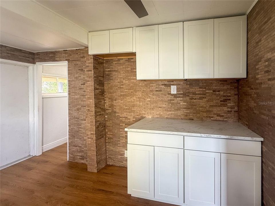En Venta: $168,000 (2 camas, 1 baños, 713 Pies cuadrados)