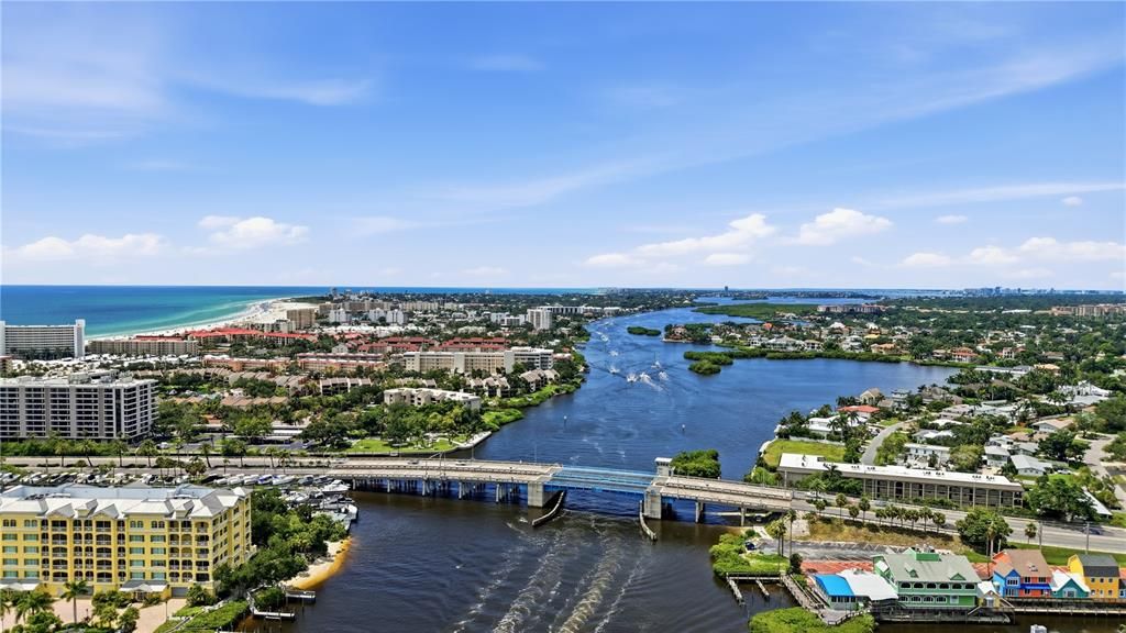 For Sale: $225,000 (1 beds, 1 baths, 1056 Square Feet)
