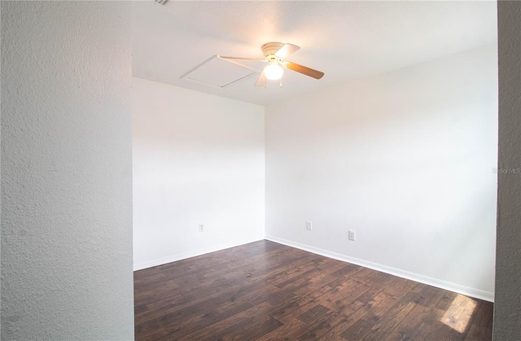 В аренду: $1,750 (3 спален, 2 ванн, 1424 Квадратных фут)