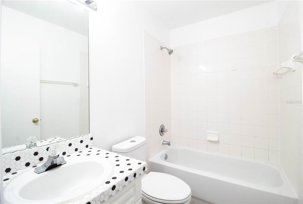 В аренду: $1,750 (3 спален, 2 ванн, 1424 Квадратных фут)