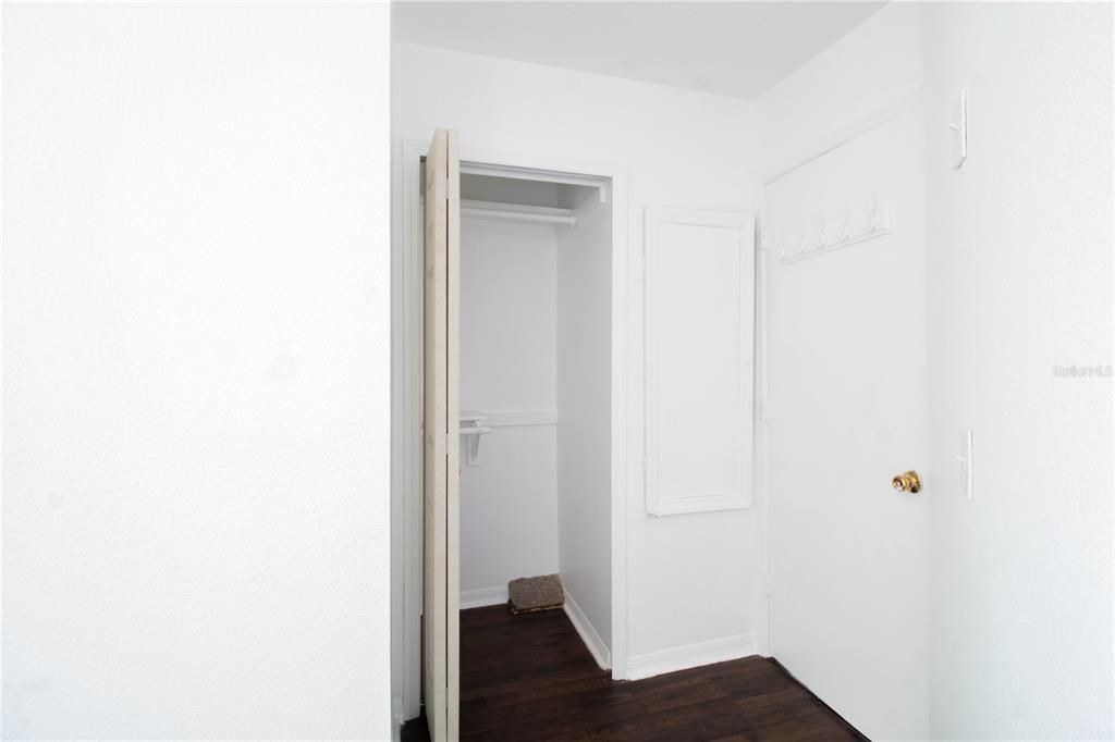 В аренду: $1,750 (3 спален, 2 ванн, 1424 Квадратных фут)