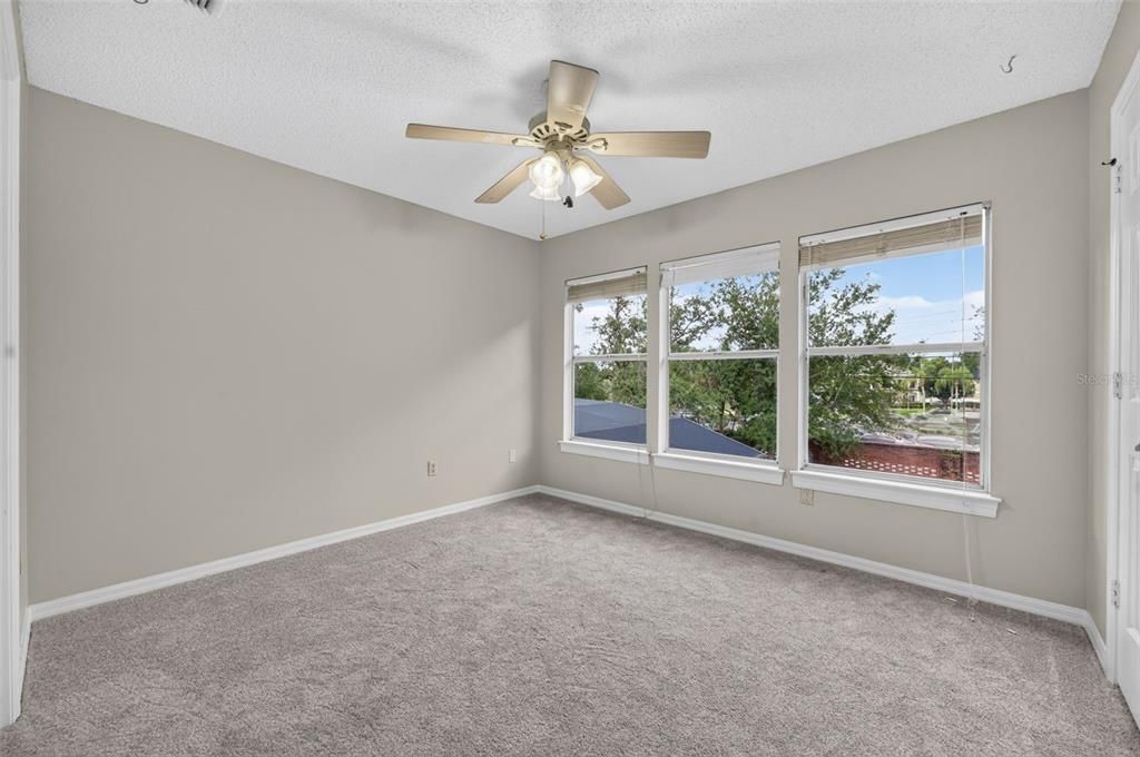 For Sale: $625,000 (4 beds, 3 baths, 2350 Square Feet)