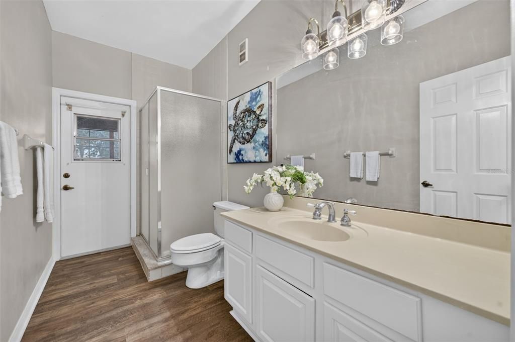 For Sale: $625,000 (4 beds, 3 baths, 2350 Square Feet)