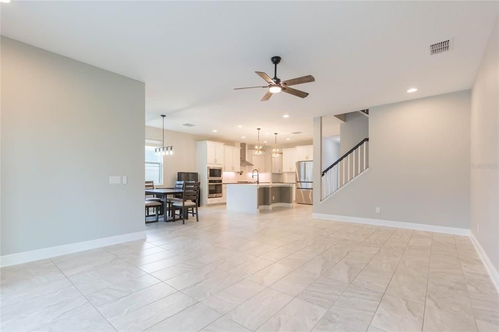 For Sale: $725,000 (5 beds, 3 baths, 3559 Square Feet)