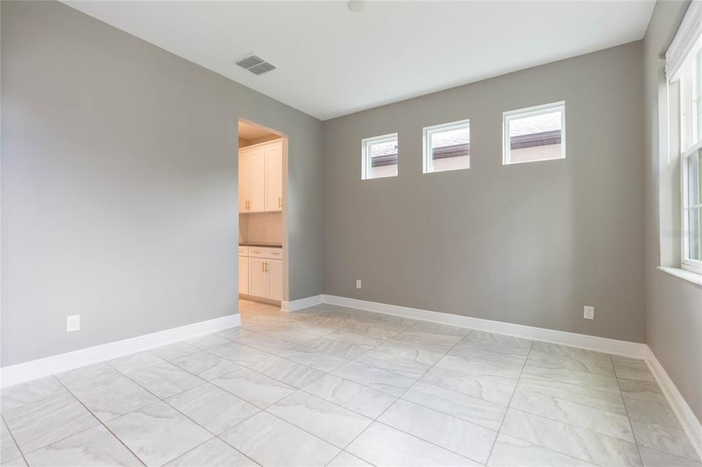 For Sale: $725,000 (5 beds, 3 baths, 3559 Square Feet)
