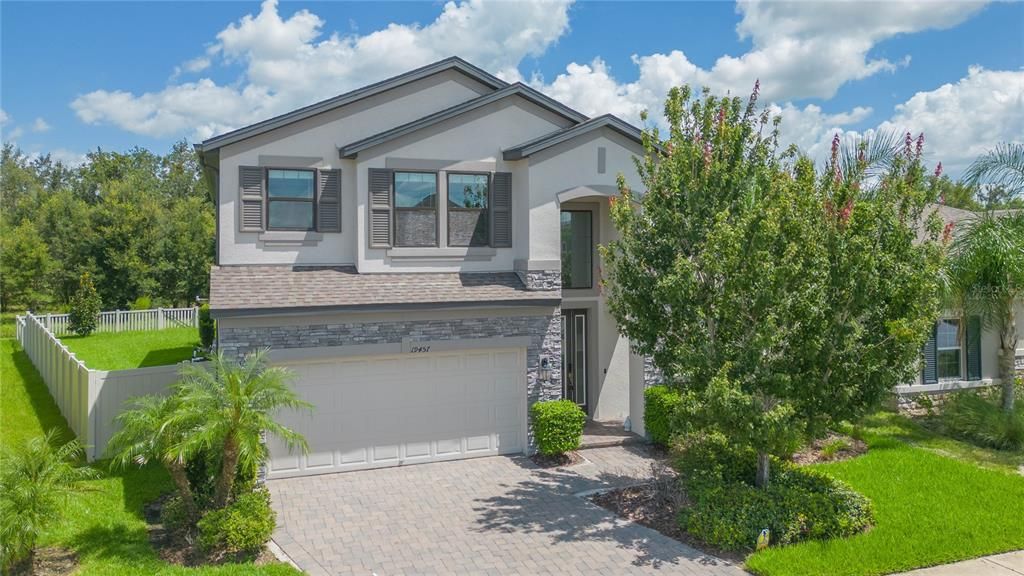 For Sale: $725,000 (5 beds, 3 baths, 3559 Square Feet)