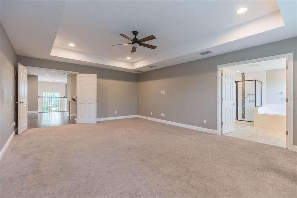 For Sale: $725,000 (5 beds, 3 baths, 3559 Square Feet)
