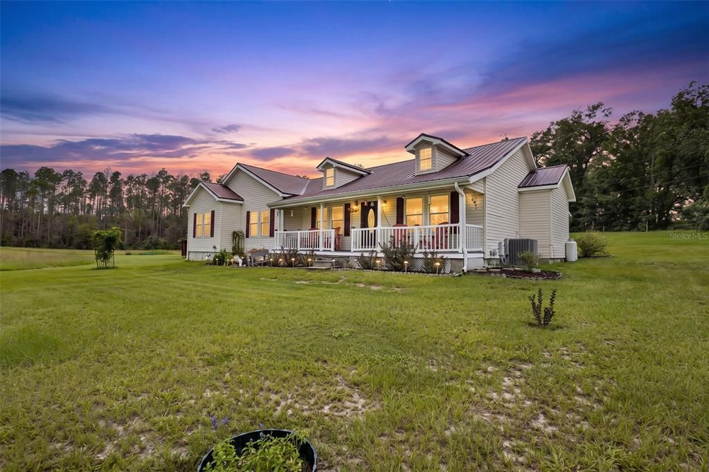 For Sale: $495,000 (4 beds, 3 baths, 2187 Square Feet)