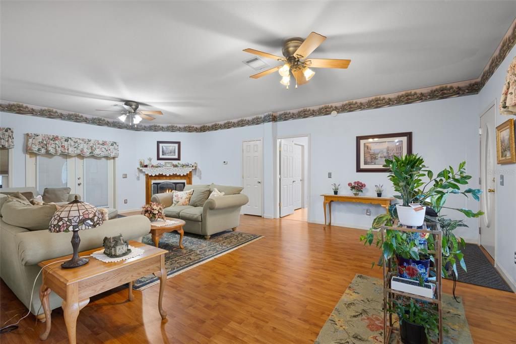 For Sale: $495,000 (4 beds, 3 baths, 2187 Square Feet)