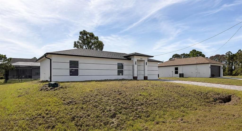 For Sale: $244,900 (3 beds, 2 baths, 1058 Square Feet)