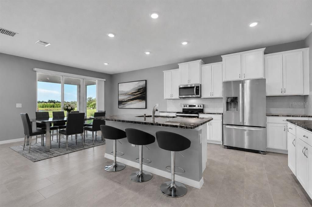 For Sale: $629,000 (5 beds, 3 baths, 2970 Square Feet)